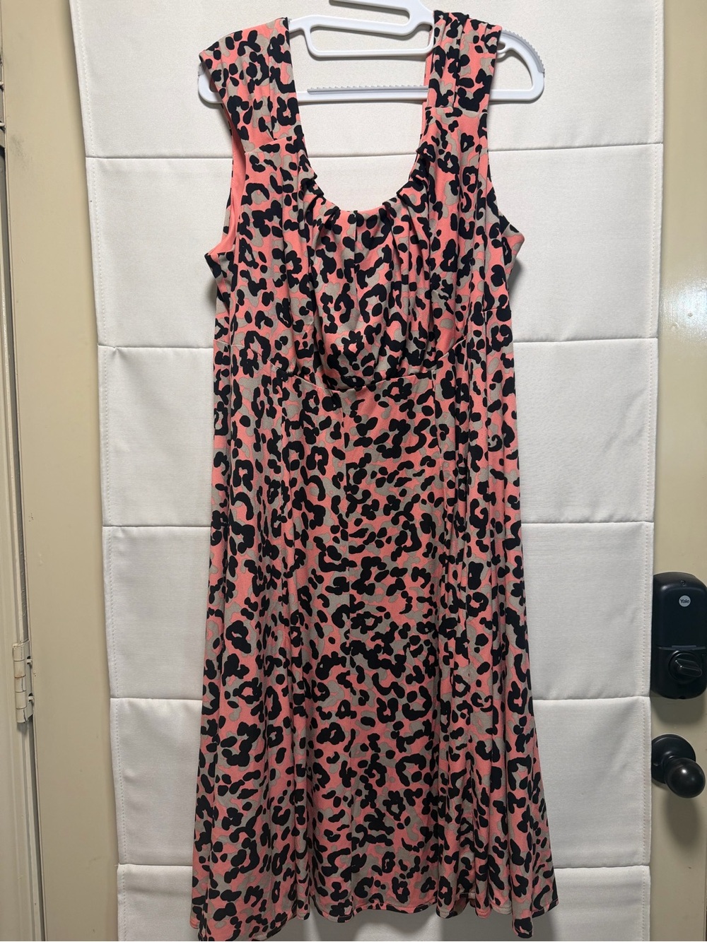 London Times Woman Coral Leopard Print Dress Plus Size 22W